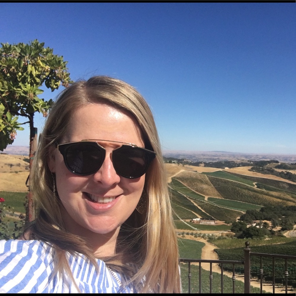 Meet your Posher, Allegra